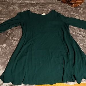 Green long sleeve dress